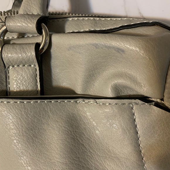 Spring time Handbag - Picture 2 of 8